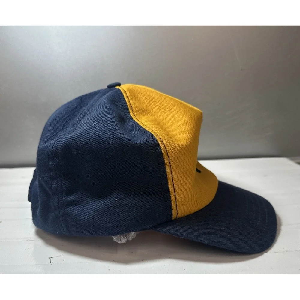 Vintage Boy Scouts CUB Scouts Hat Youth S/M Blue Gold Wolf Embroidered Snapback